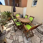 House Matej * فير