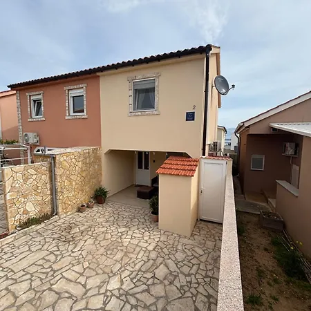 Dom wakacyjny House Matej *